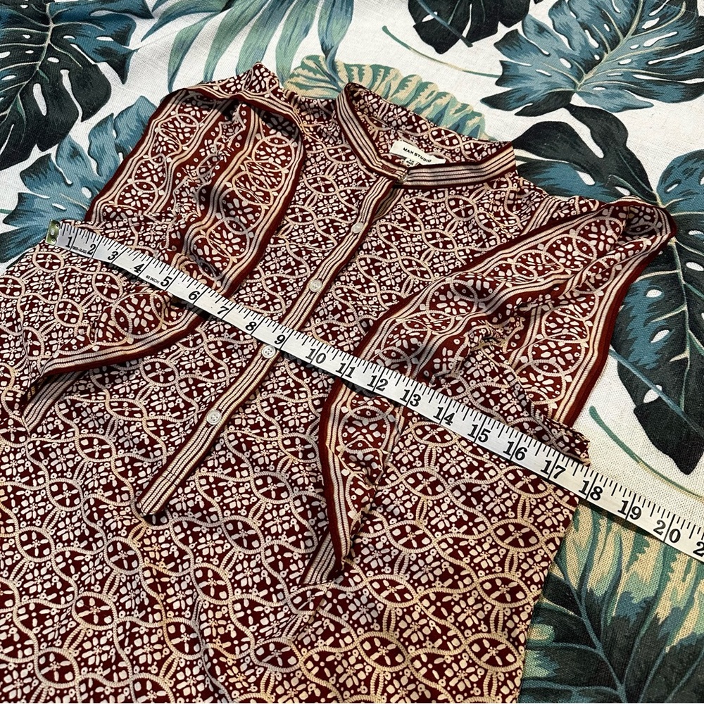 Max Studio Half Button Ruffle Rust Brown Boho Top FLAW - Picture 9 of 11